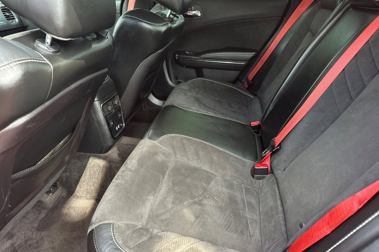 Used 2016 Dodge Charger SRT Hellcat w/ Harman/Kardon Audio Group RWD image 12