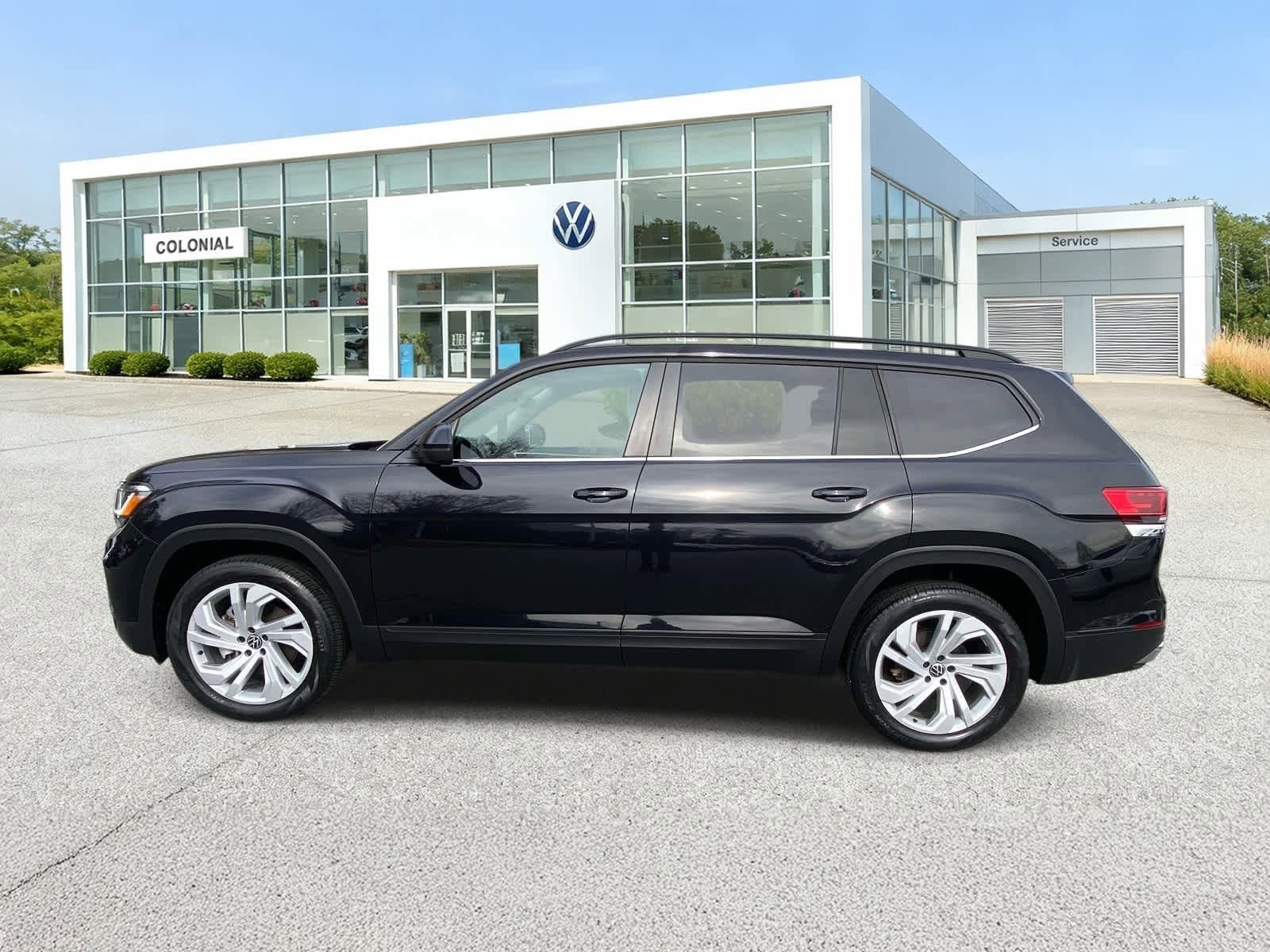 Certified 2022 Volkswagen Atlas SE AWD/4WD image 2