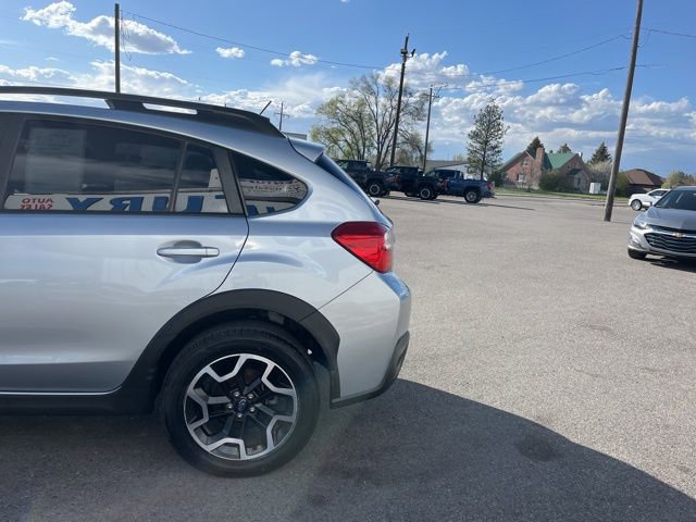 Used 2017 Subaru Crosstrek 2.0i AWD/4WD image 8