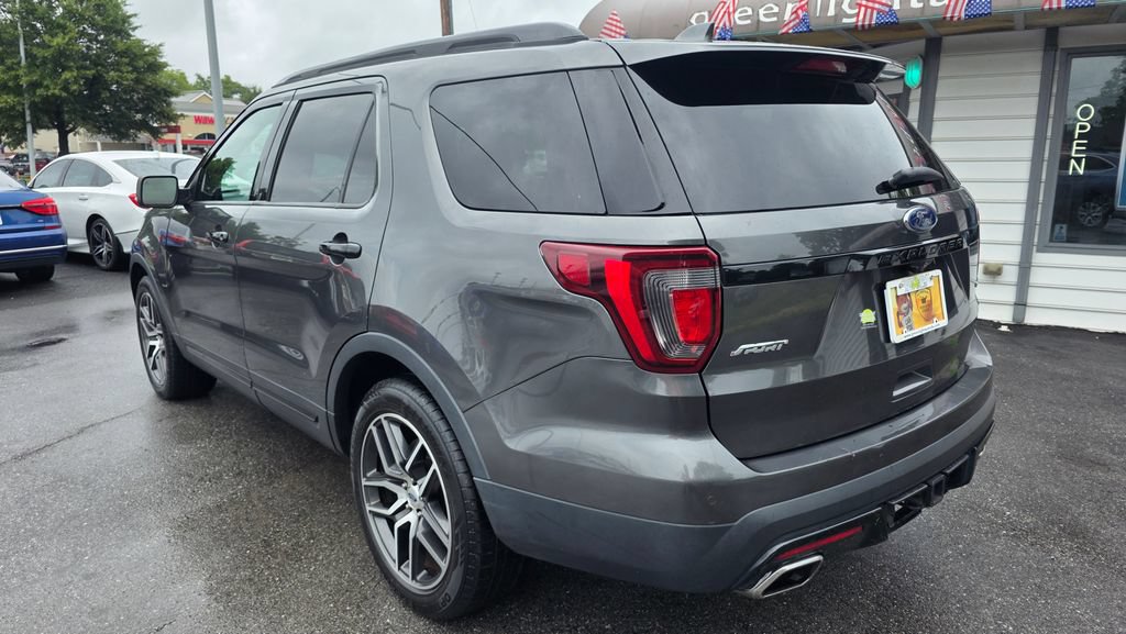 Used 2017 Ford Explorer Sport w/ Equipment Group 401A AWD/4WD image 7