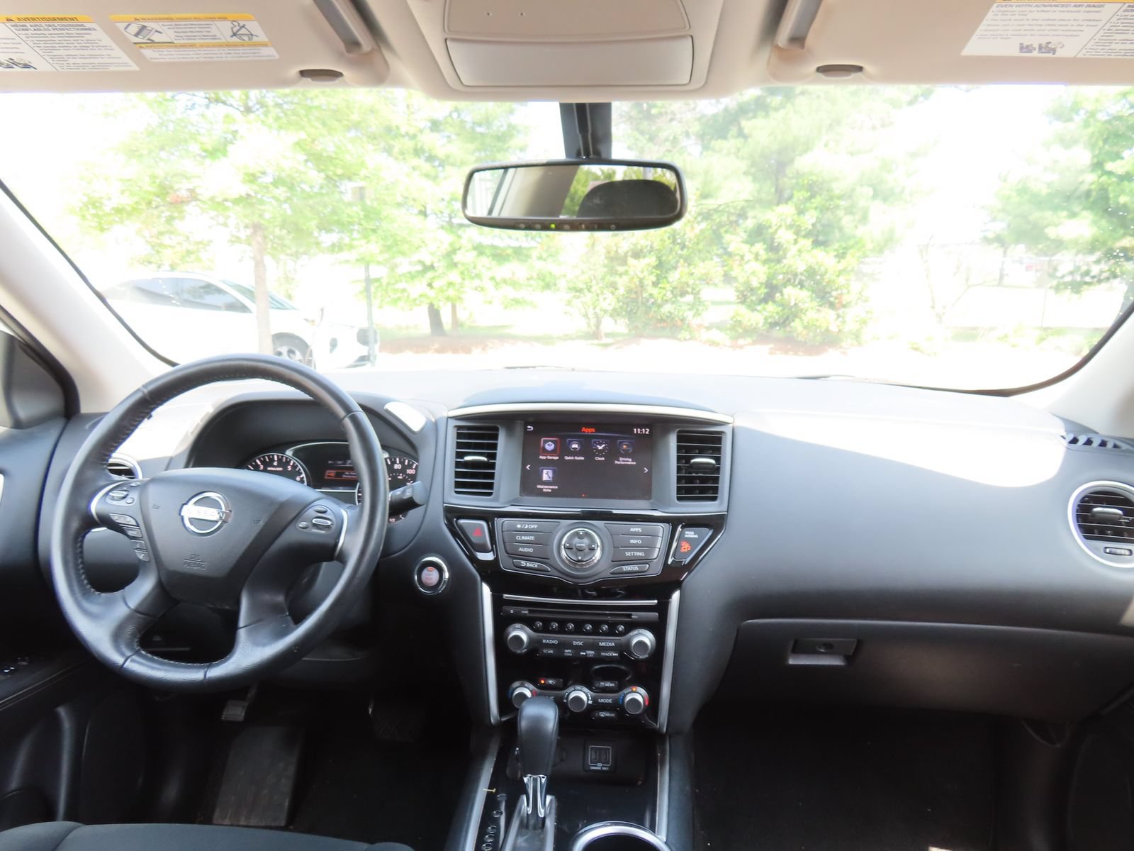 Used 2018 Nissan Pathfinder SV AWD/4WD image 18