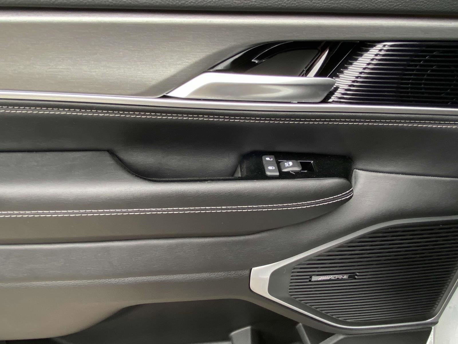 New 2025 Jeep Wagoneer Series II image 17