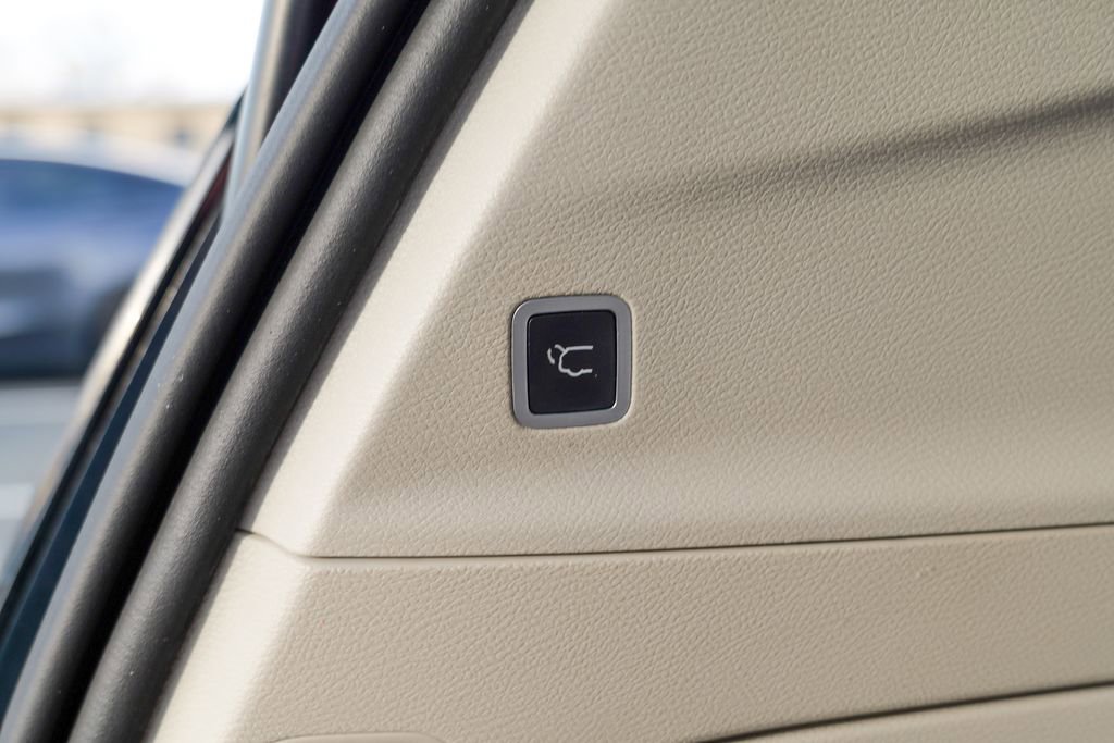 Used 2018 Chrysler Pacifica Limited w/ Advanced Safetytec Group image 63