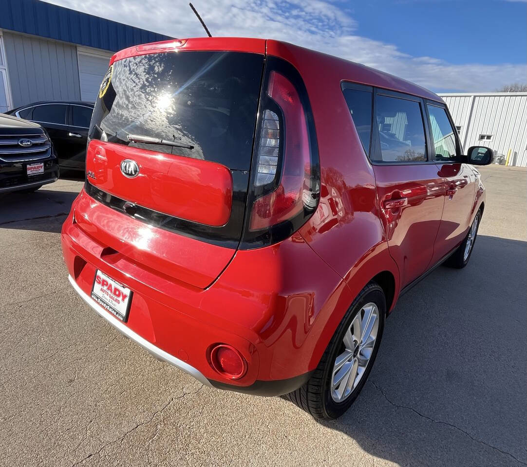 Used 2018 Kia Soul + FWD image 15