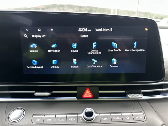 Certified 2025 Hyundai Elantra SEL image 15