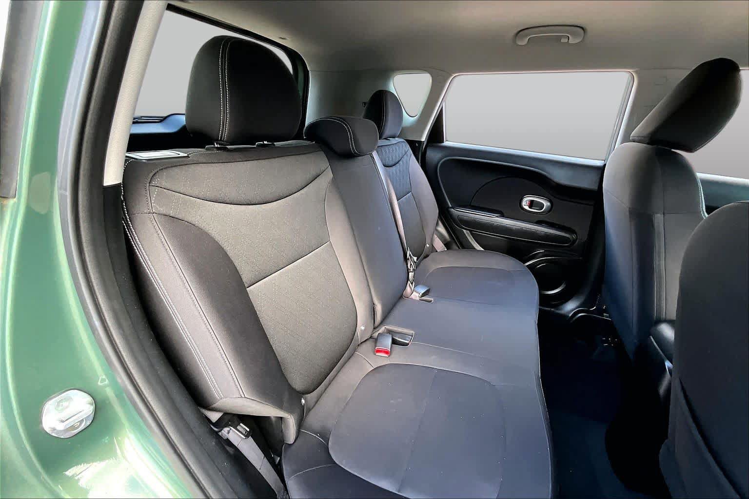 Used 2014 Kia Soul FWD image 18