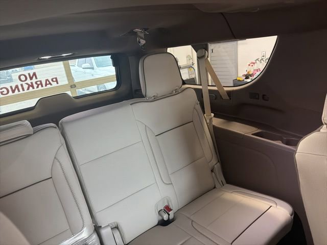 New 2026 GMC Yukon XL Denali w/ Denali Reserve Package image 43