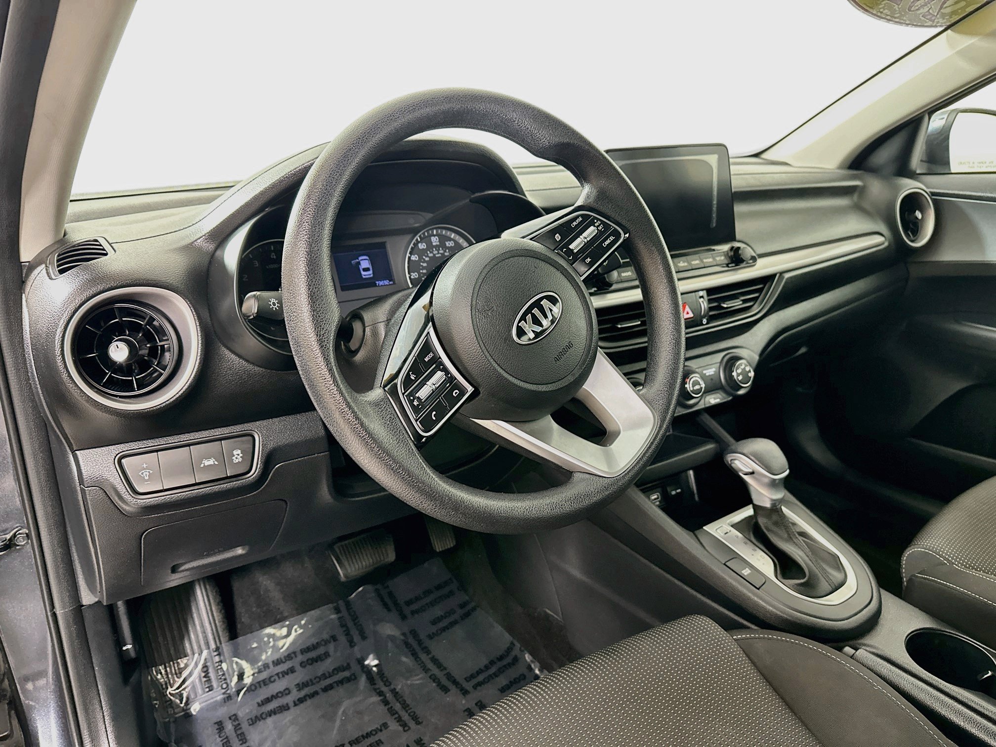 Used 2020 Kia Forte LXS FWD image 9