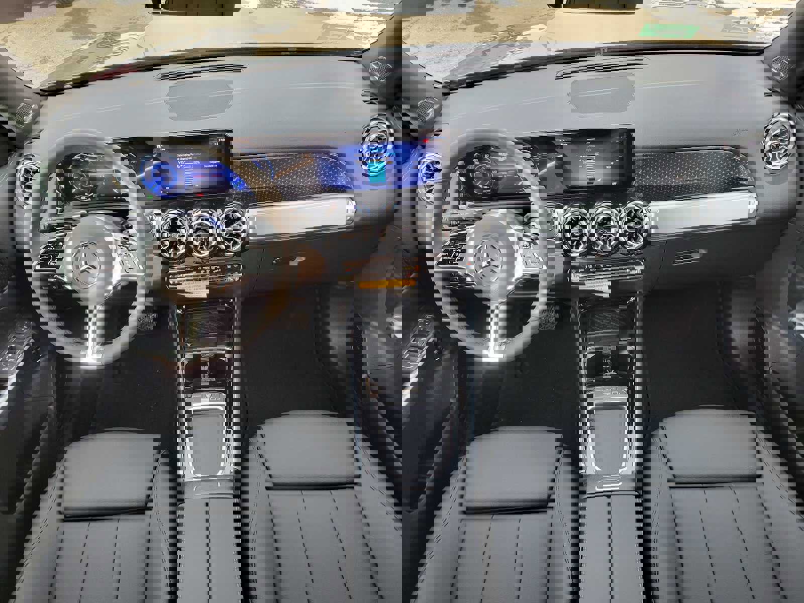 Used 2025 Mercedes-Benz EQB 350 4MATIC SUV image 20