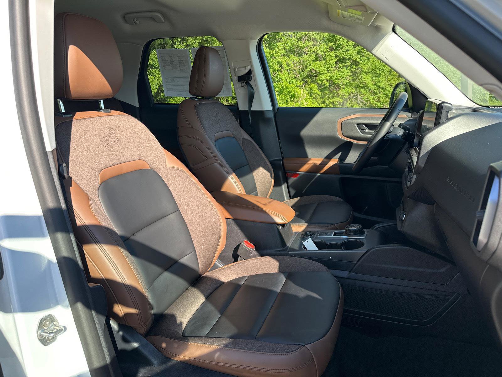 Certified 2025 Ford Bronco Sport Outer Banks w/ Outer Banks Tech Package+ AWD/4WD image 22