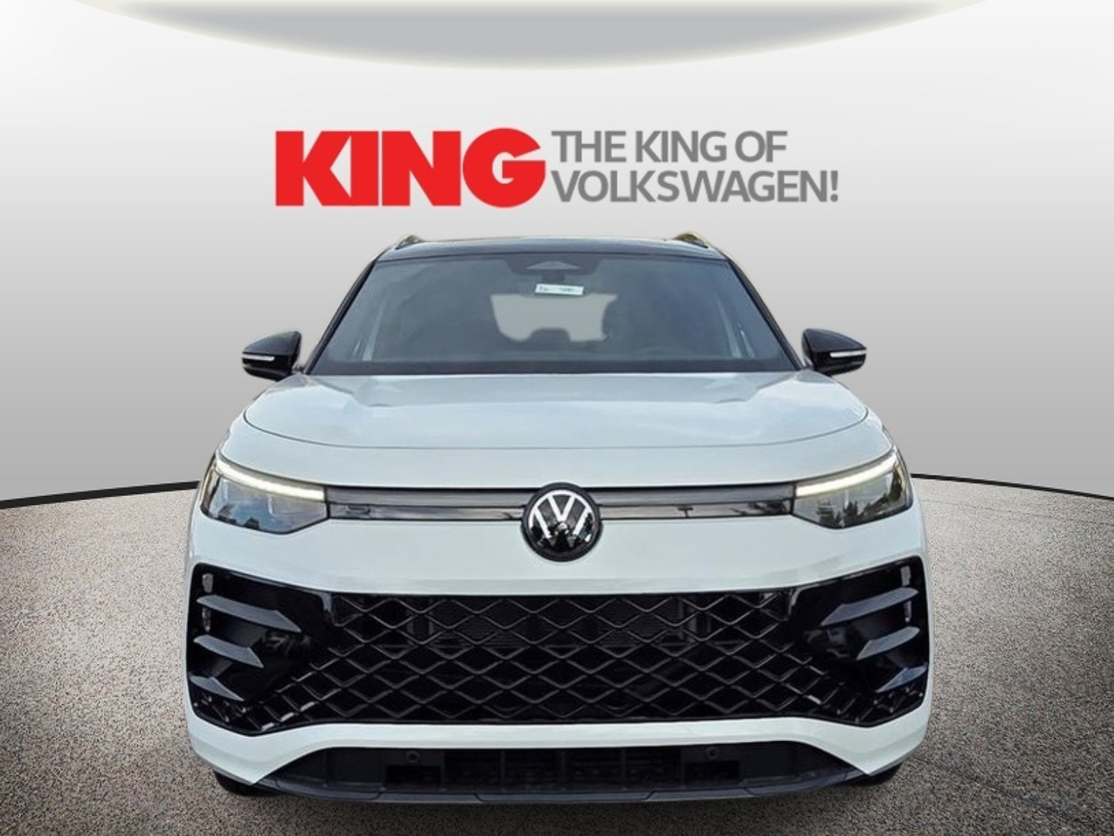 New 2026 Volkswagen Tiguan SE R-Line AWD/4WD image 9