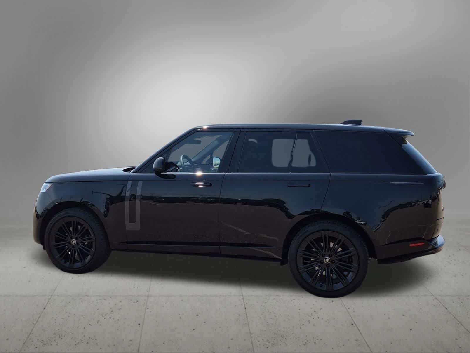 Certified 2025 Land Rover Range Rover SE AWD/4WD image 3