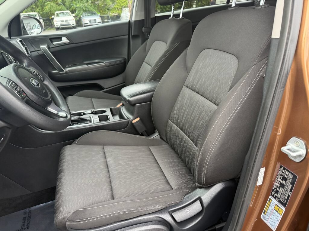Used 2017 Kia Sportage LX FWD image 11
