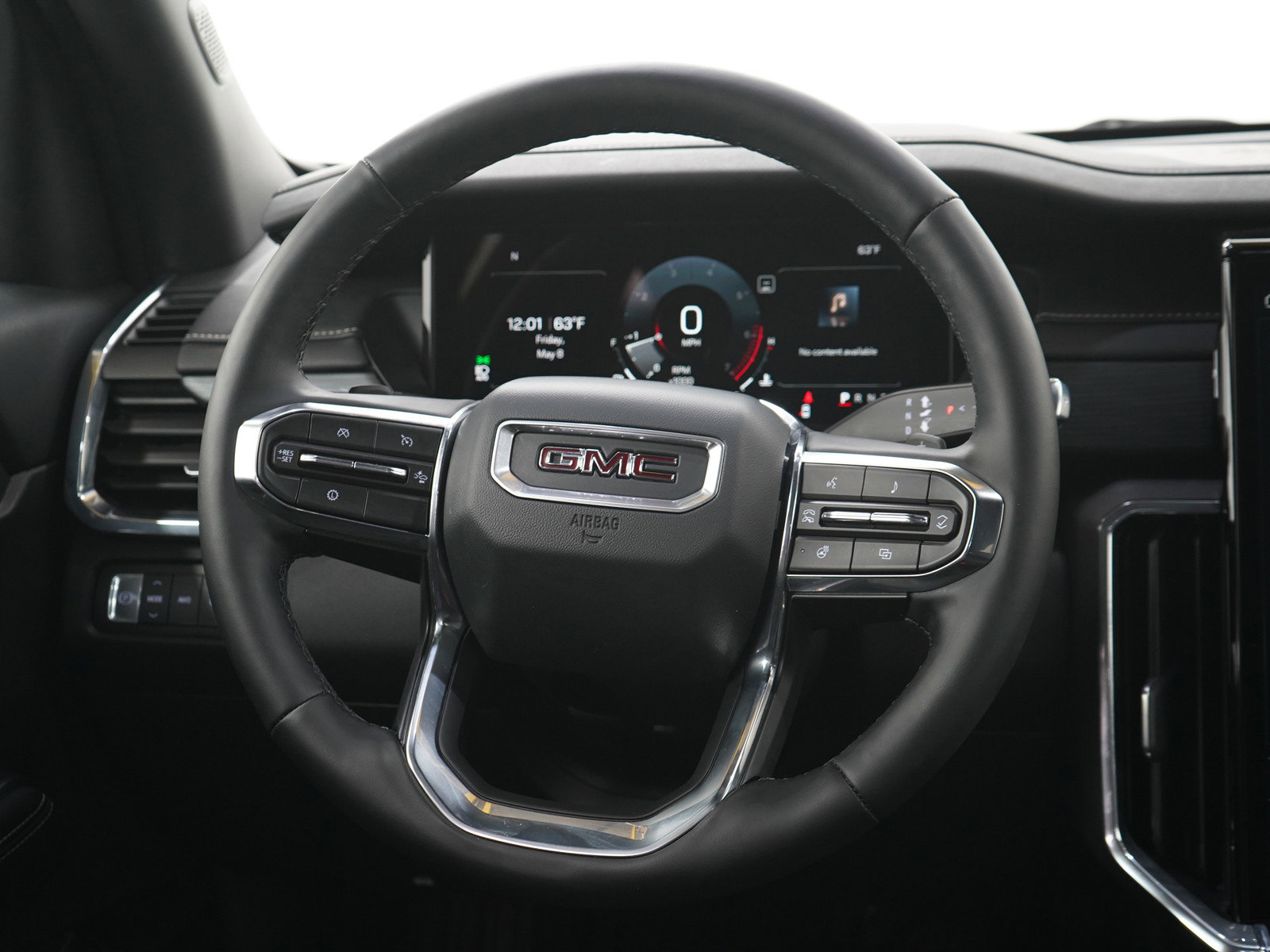 Used 2025 GMC Acadia Elevation w/ Elevation Premium Package AWD/4WD image 18