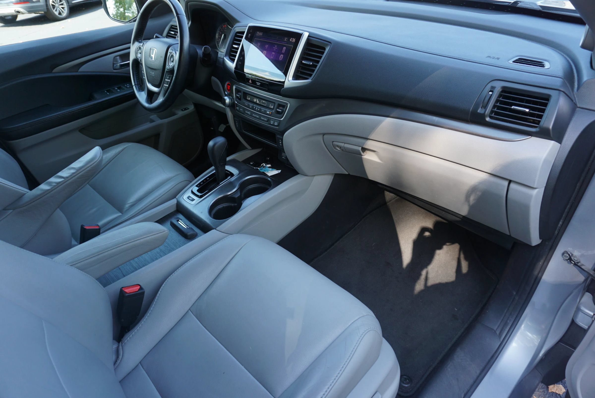 Used 2017 Honda Pilot EX-L image 16