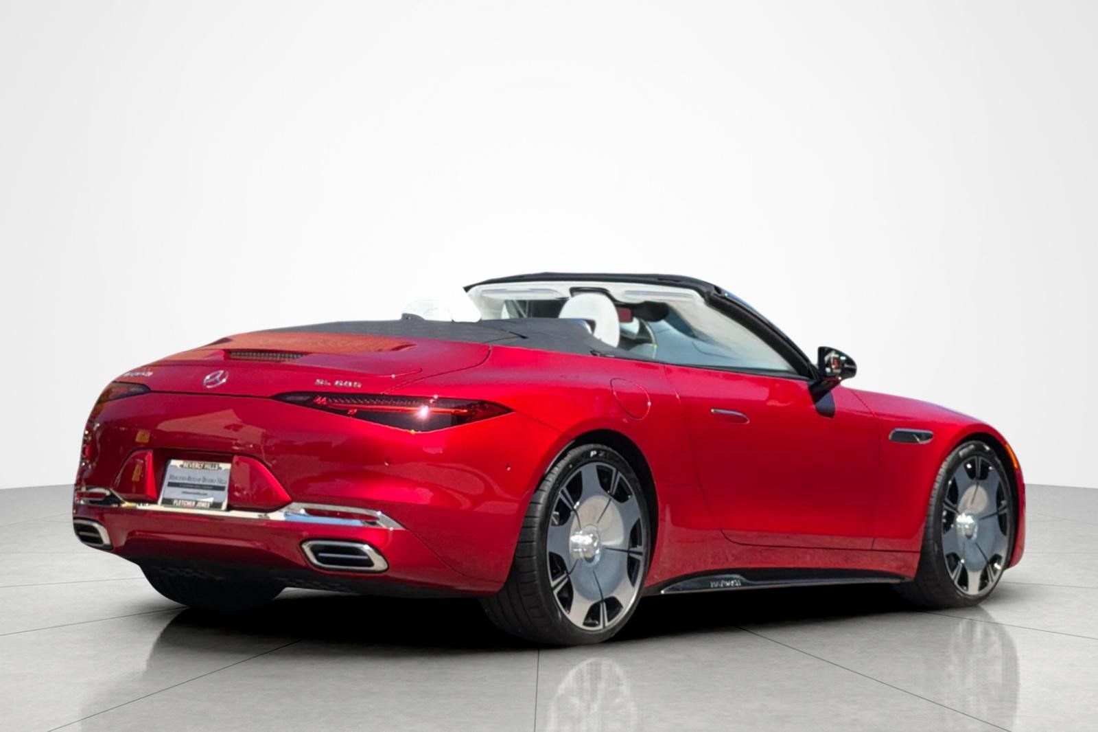 New 2026 Mercedes-Benz Maybach SL 680 image 5