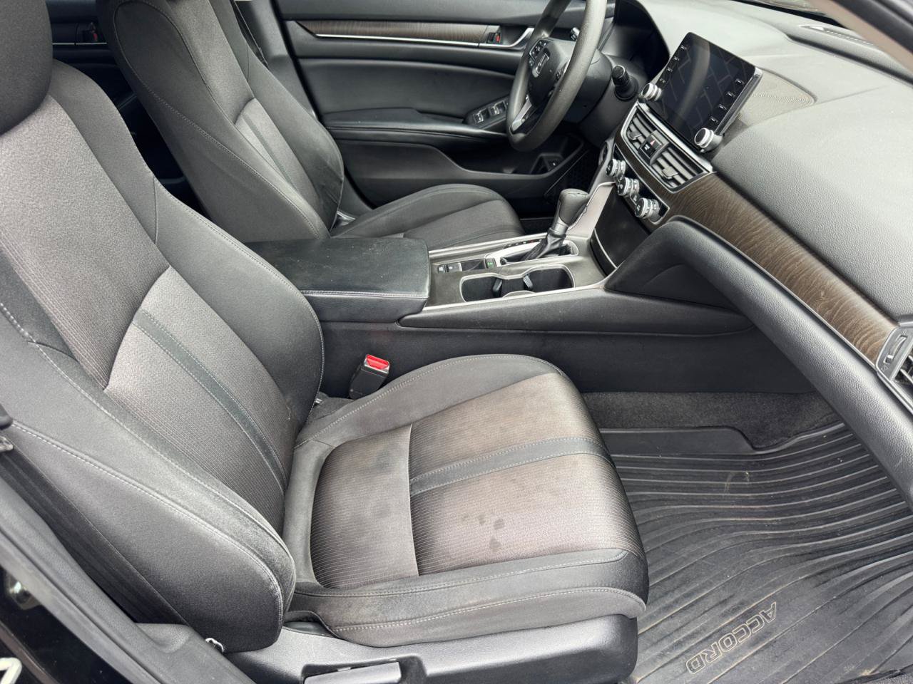 Used 2018 Honda Accord EX image 13