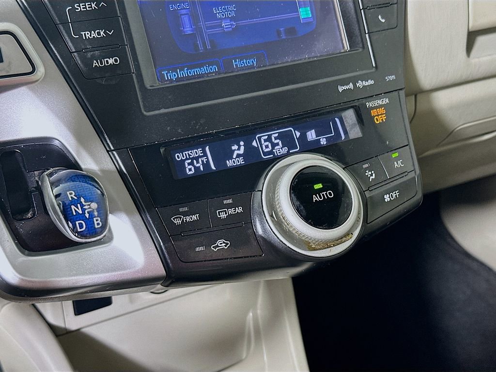 Used 2013 Toyota Prius V Three FWD image 14