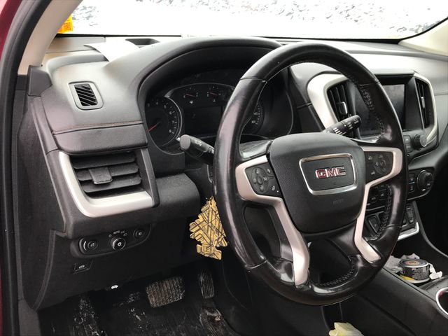 Used 2021 GMC Terrain SLT w/ Infotainment Package II image 3