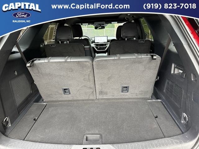 Certified 2025 Ford Explorer ST-Line w/ Premium Package AWD/4WD image 16