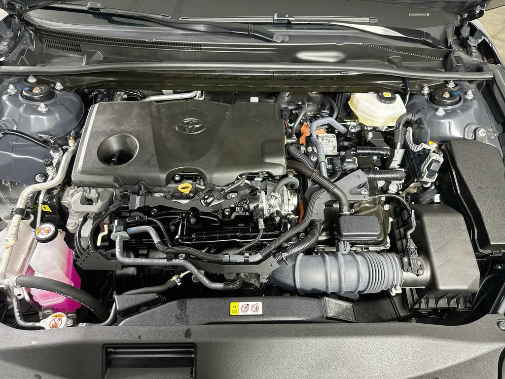 Used 2025 Toyota Camry SE FWD image 10