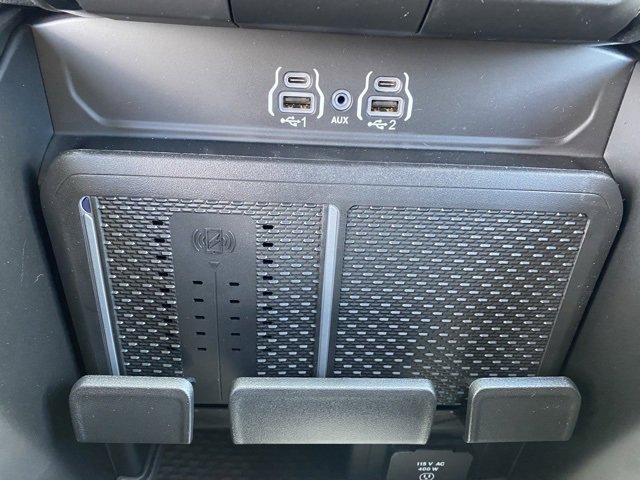 New 2026 RAM 1500 4x4 Crew Cab image 21