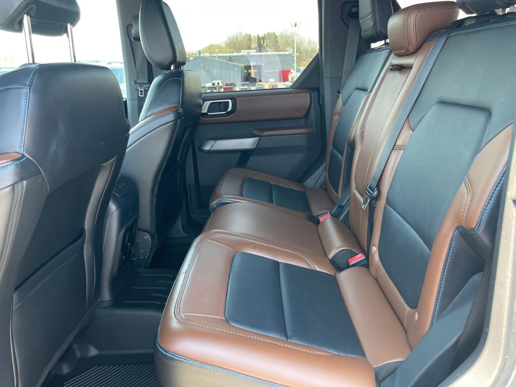 Used 2022 Ford Bronco Outer Banks image 21