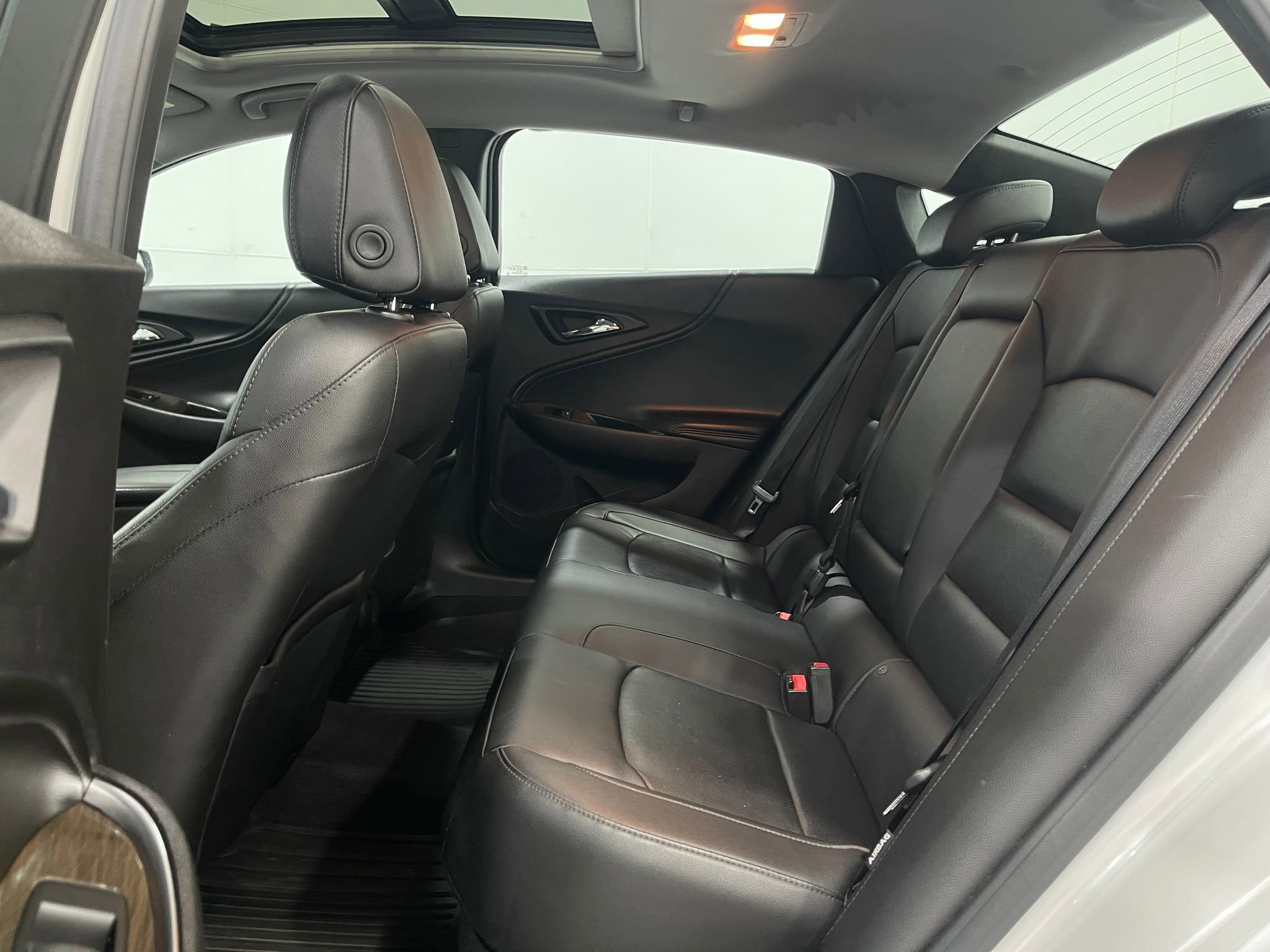 Used 2017 Chevrolet Malibu Premier w/ Premier Sun and Wheel Package image 31