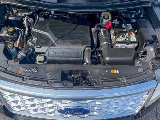 Used 2017 Ford Explorer Platinum AWD/4WD image 26