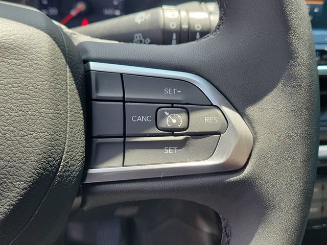 Used 2026 Jeep Compass Latitude AWD/4WD image 24