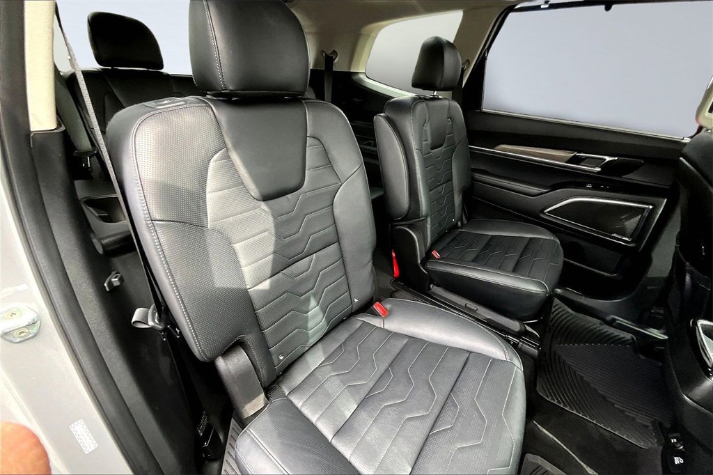 Used 2022 Kia Telluride SX w/ SX Prestige Package image 27