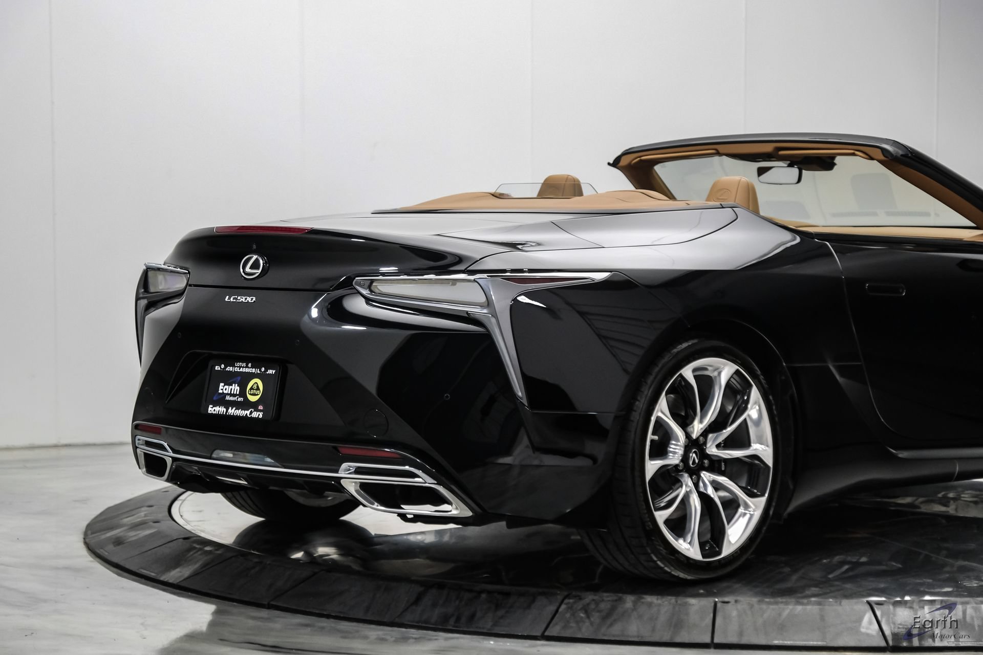 Used 2021 Lexus LC 500 Convertible w/ Touring Package RWD image 23