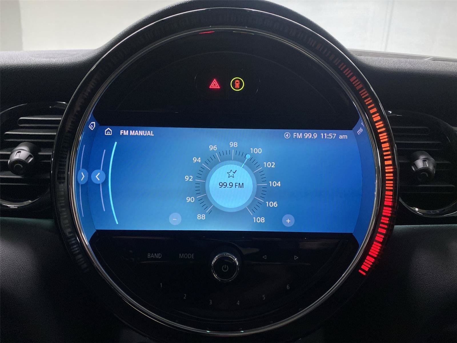 Used 2023 MINI Cooper SE FWD image 16
