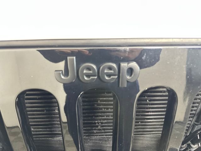 Used 2017 Jeep Wrangler Unlimited Sport image 9