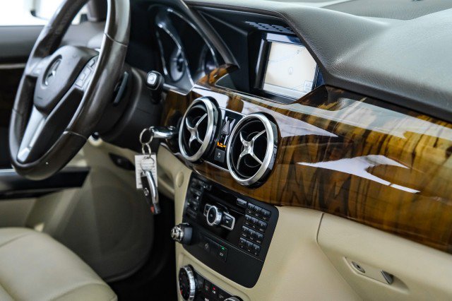 Used 2013 Mercedes-Benz GLK 350 2WD image 19