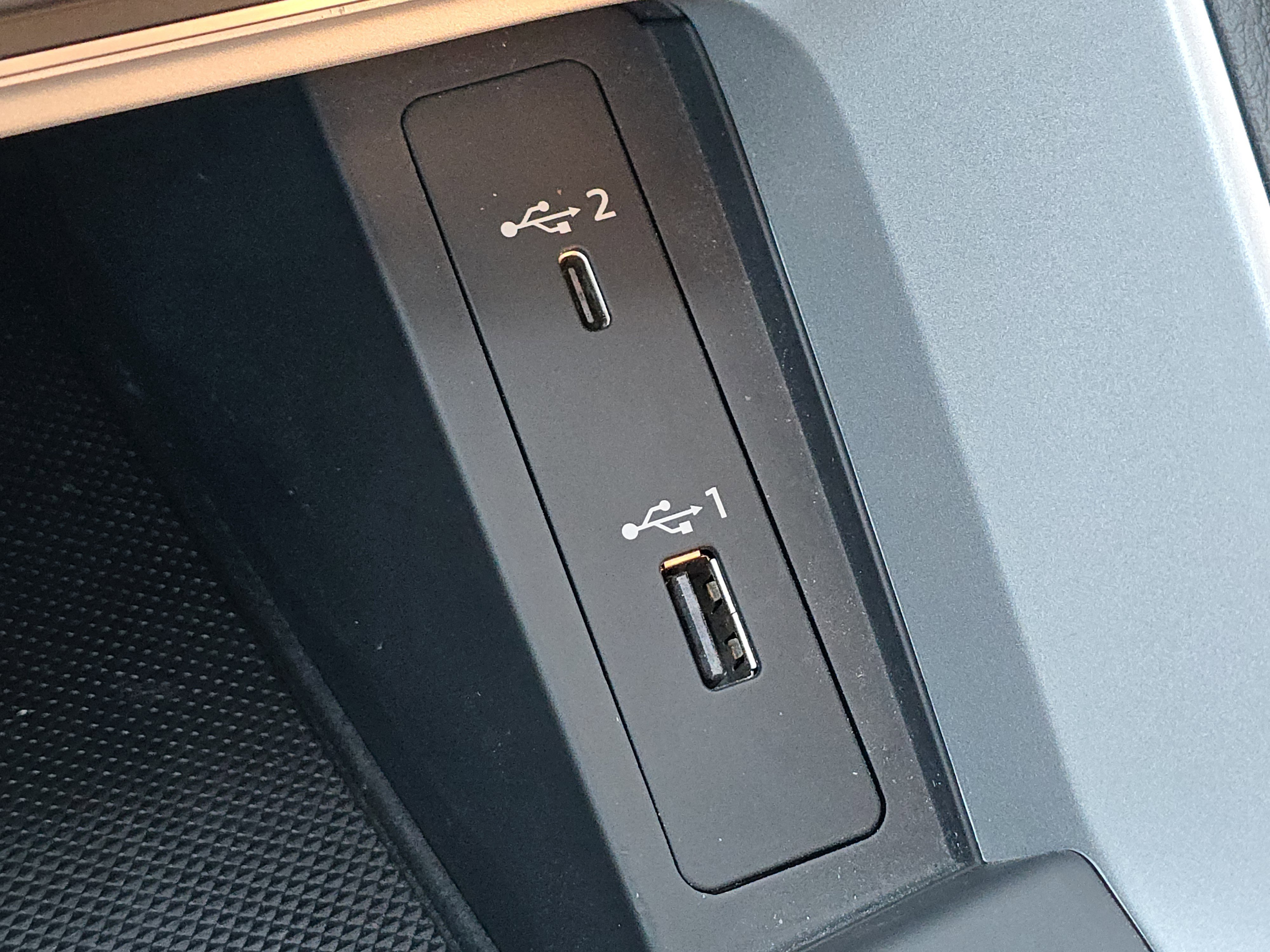 Used 2020 Audi Q3 2.0T Premium image 26