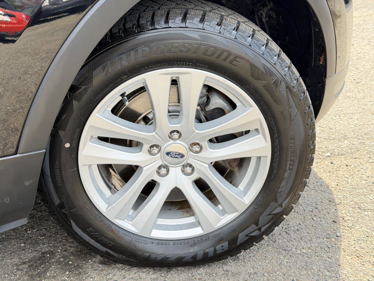 Used 2018 Ford Explorer XLT w/ Equipment Group 202A AWD/4WD image 94
