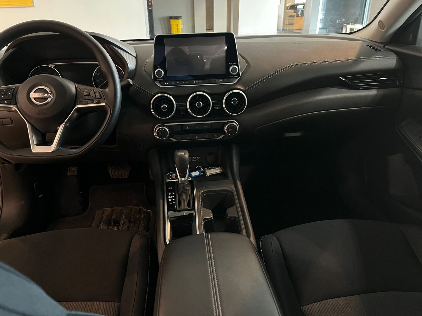 Used 2025 Nissan Sentra SV image 34