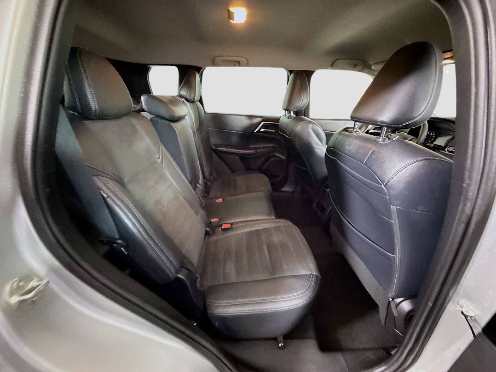 Used 2023 Mitsubishi Outlander SE FWD image 27