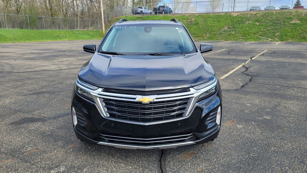 Used 2024 Chevrolet Equinox LT w/ LPO, Floor Liner Package image 4