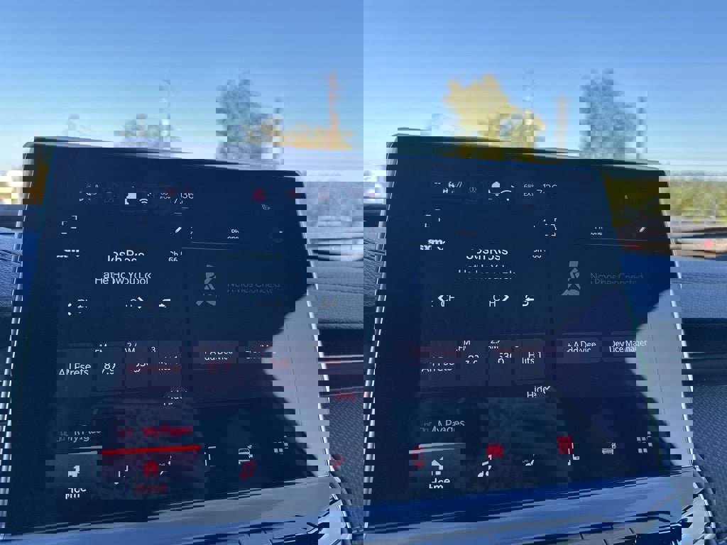 New 2026 Jeep Compass Latitude image 20