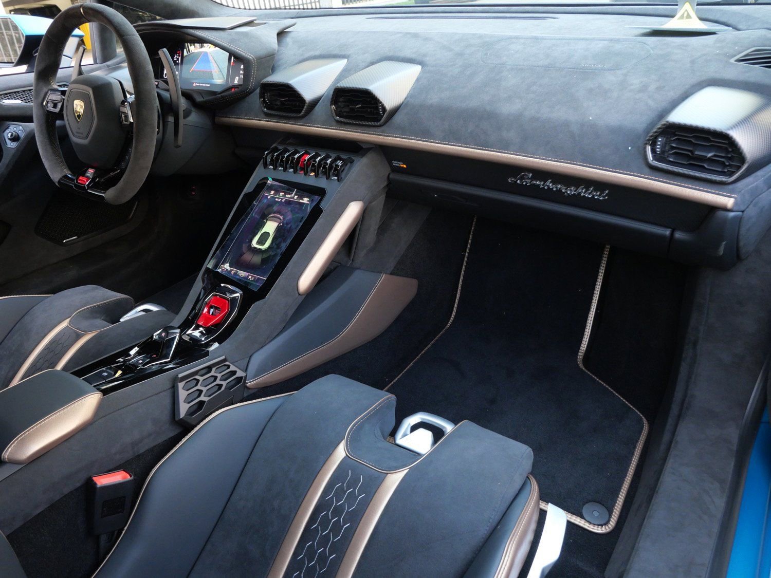 Used 2024 Lamborghini Huracan Tecnica image 7