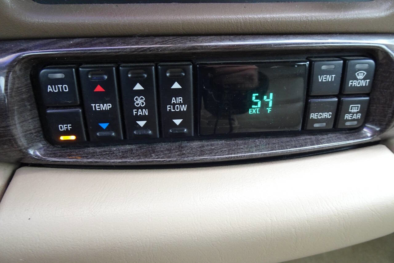 Used 2005 Buick Le Sabre Limited w/ Celebration Edition Package FWD image 23