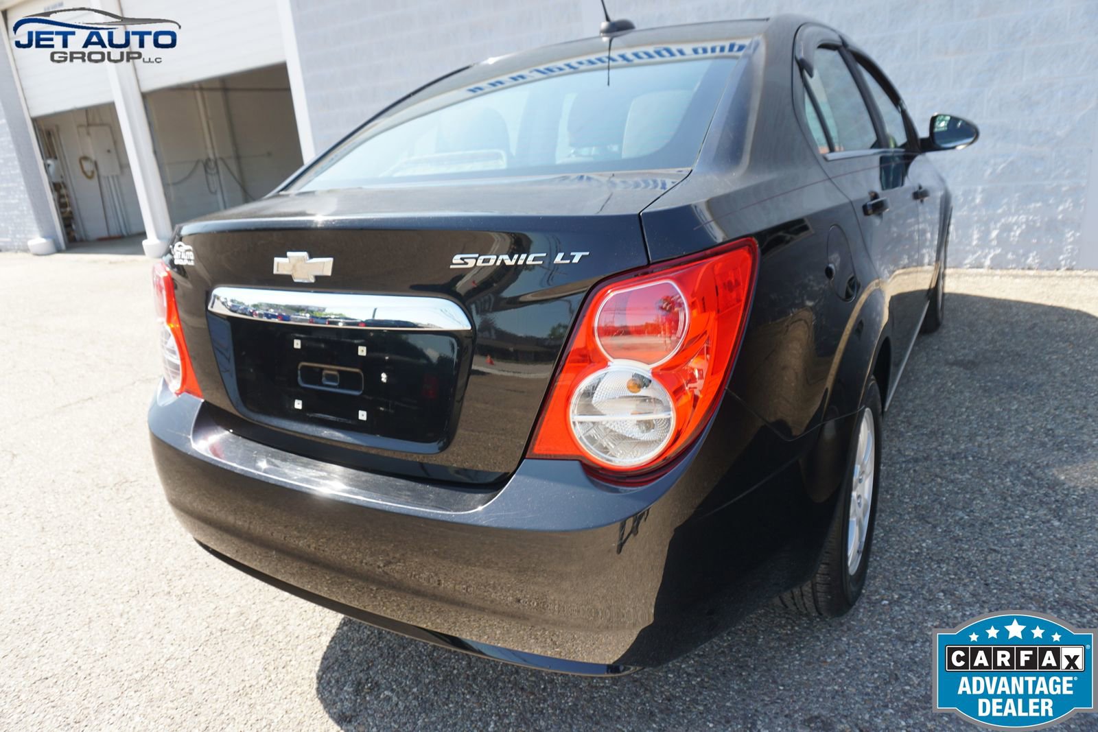Used 2016 Chevrolet Sonic LT FWD image 11