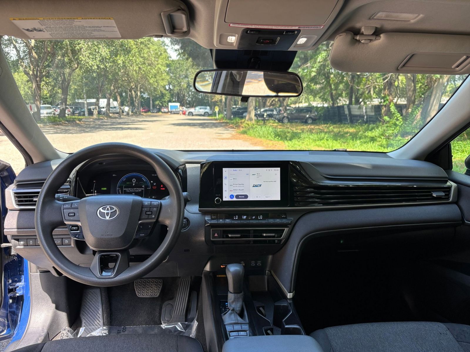 Used 2025 Toyota Camry LE FWD image 41