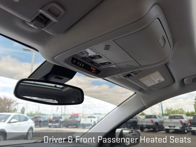 Used 2023 GMC Terrain SLE w/ Driver Convenience Package FWD image 30