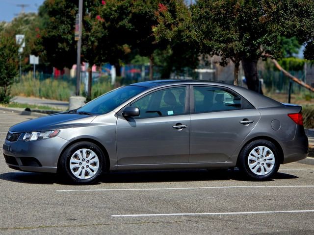 Used 2012 Kia Forte EX image 5