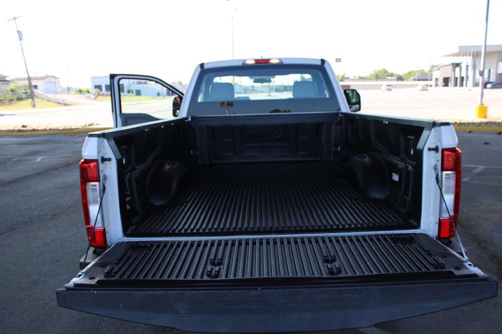 Used 2017 Ford F350 XL w/ Power Equipment Group AWD/4WD image 8
