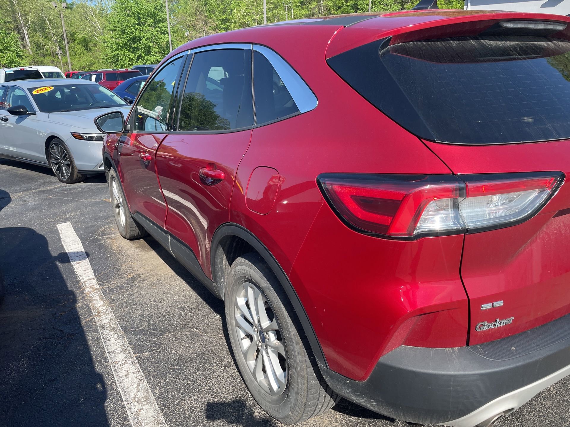 Used 2020 Ford Escape SE image 7