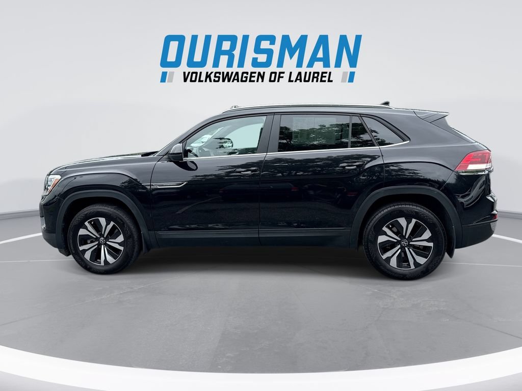 Used 2024 Volkswagen Atlas Cross Sport SE AWD/4WD image 5